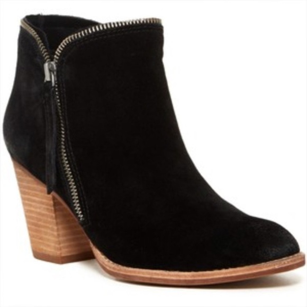 Black Dolce Vita Jana Suede Booties| Size 8